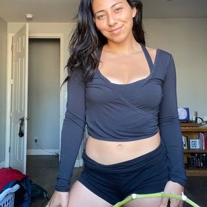 Lululemon wrap and reversible top